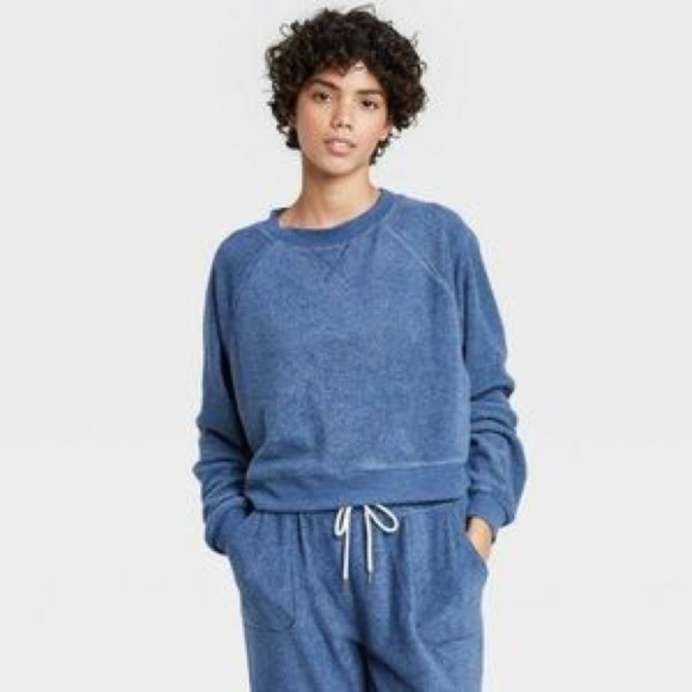 Colsie WOMEN'S REVERSE FLEECE LOUNGE SWEATSHIRT